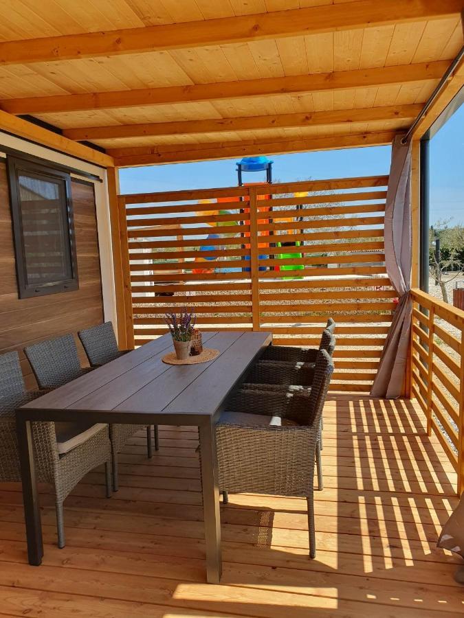 Mobile Homes Karlo & Dino Pula Exterior photo